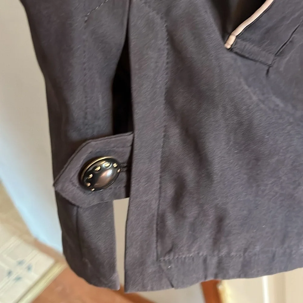 VTG-Hudson Place-M-black-Removable lining hooded jacket/coat with cinched waist.